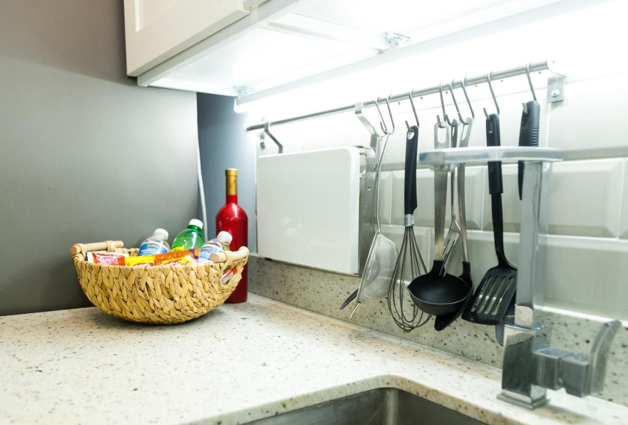 Choose To Be Happy At Seymour # 9 And #16 - Studio Apartments Kingston Exterior photo