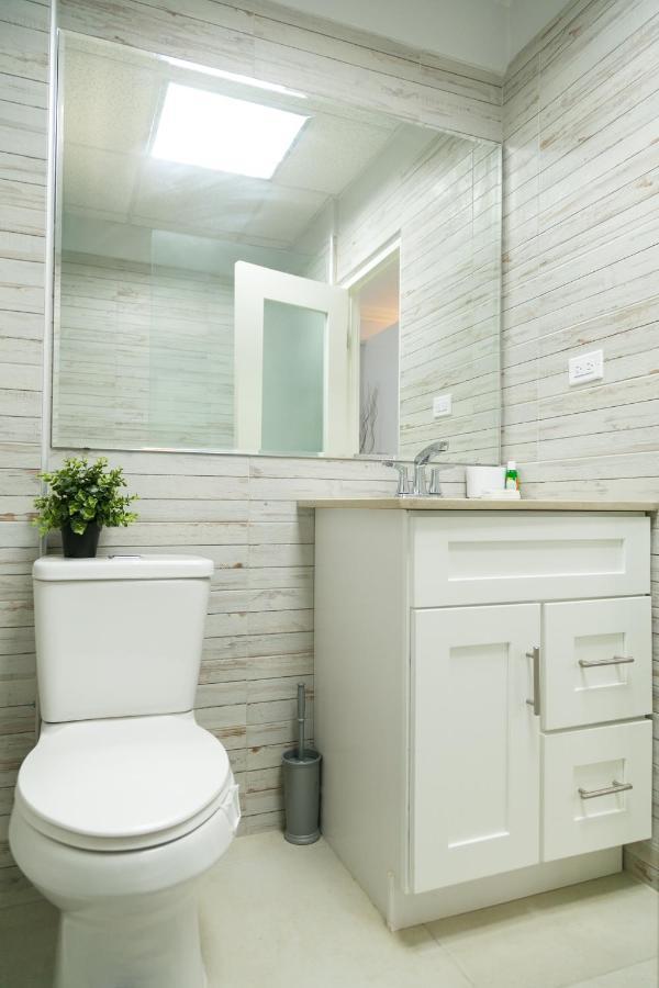 Choose To Be Happy At Seymour # 9 And #16 - Studio Apartments Kingston Exterior photo